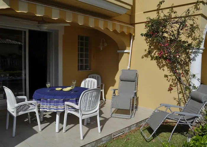 Acogedor Adosado Duplex